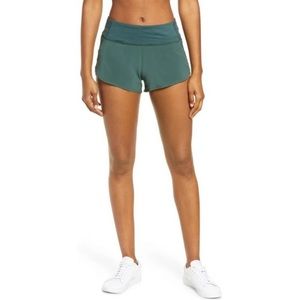 Outdoor Voices Exercise Short 2.5in in Evergreen